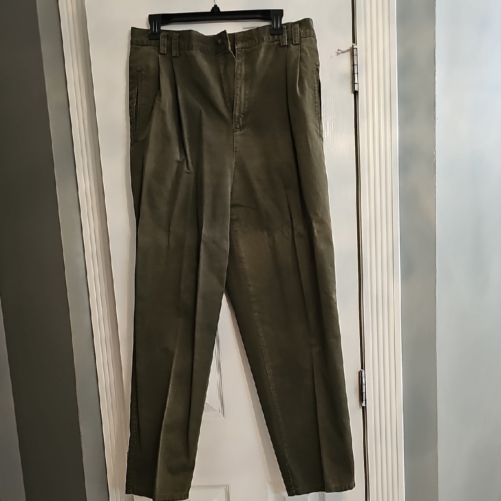 Olive Green Casual Trousers By Lizwear